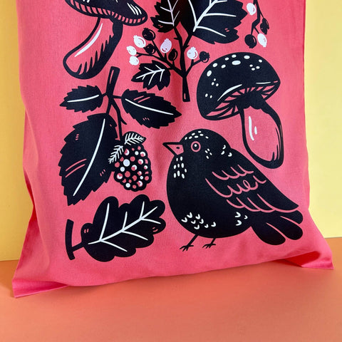 Blackbird Tote Bag in Coral Red