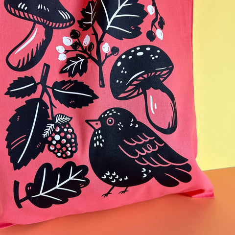 Blackbird Tote Bag in Coral Red
